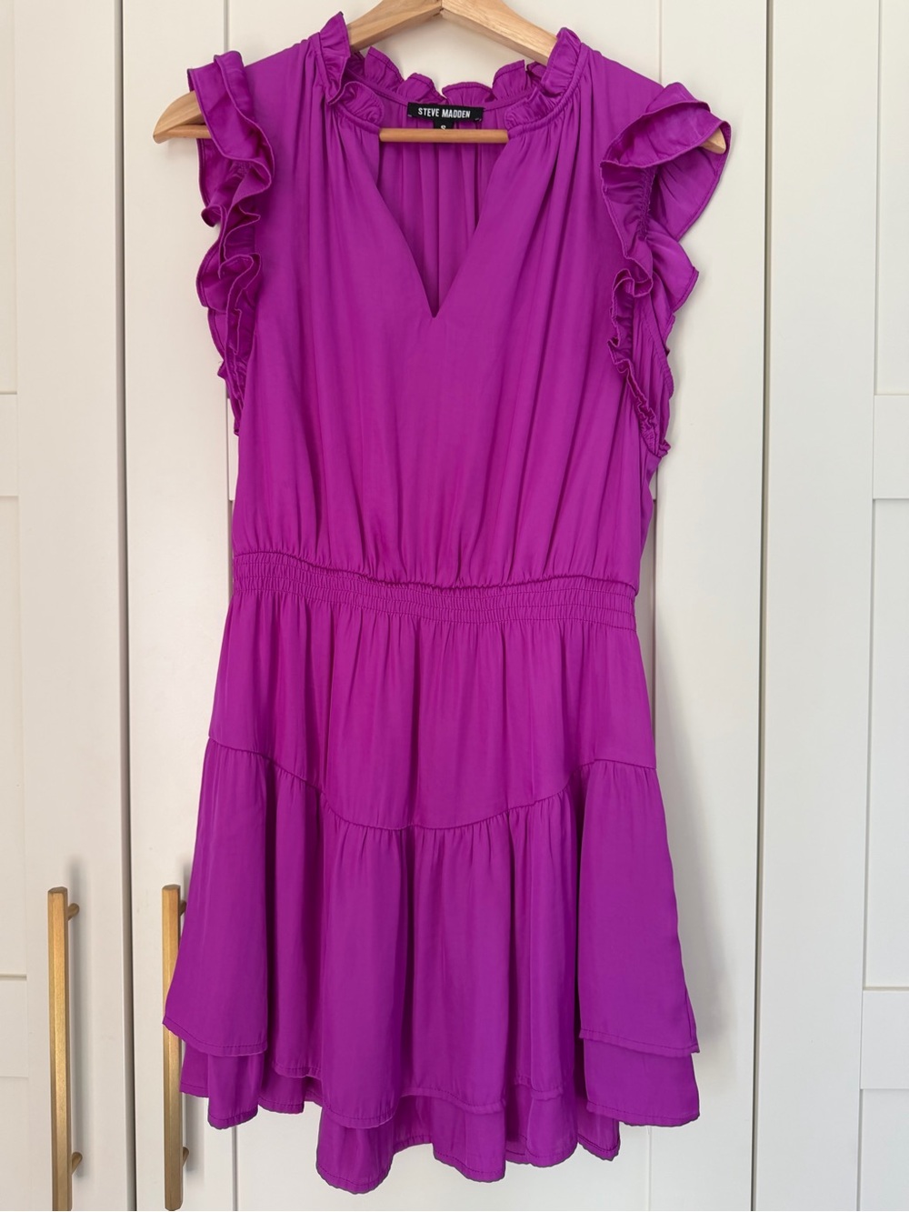 Steve Madden Purple Ruffle Sleeve V-Neck Mini Dress